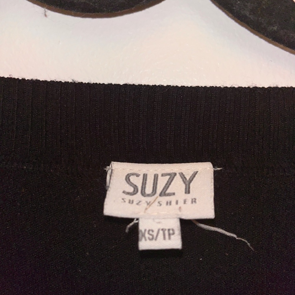 Flattering sweater - Picture 2 of 4